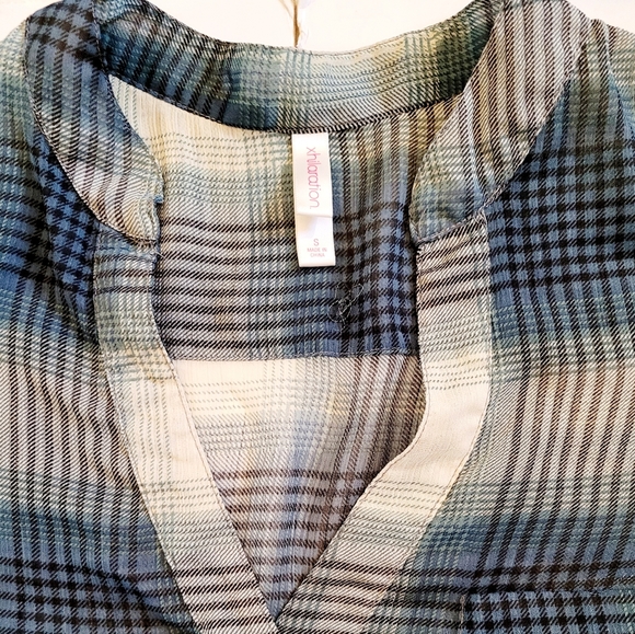 Sheer plaid longsleeve - Picture 3 of 12